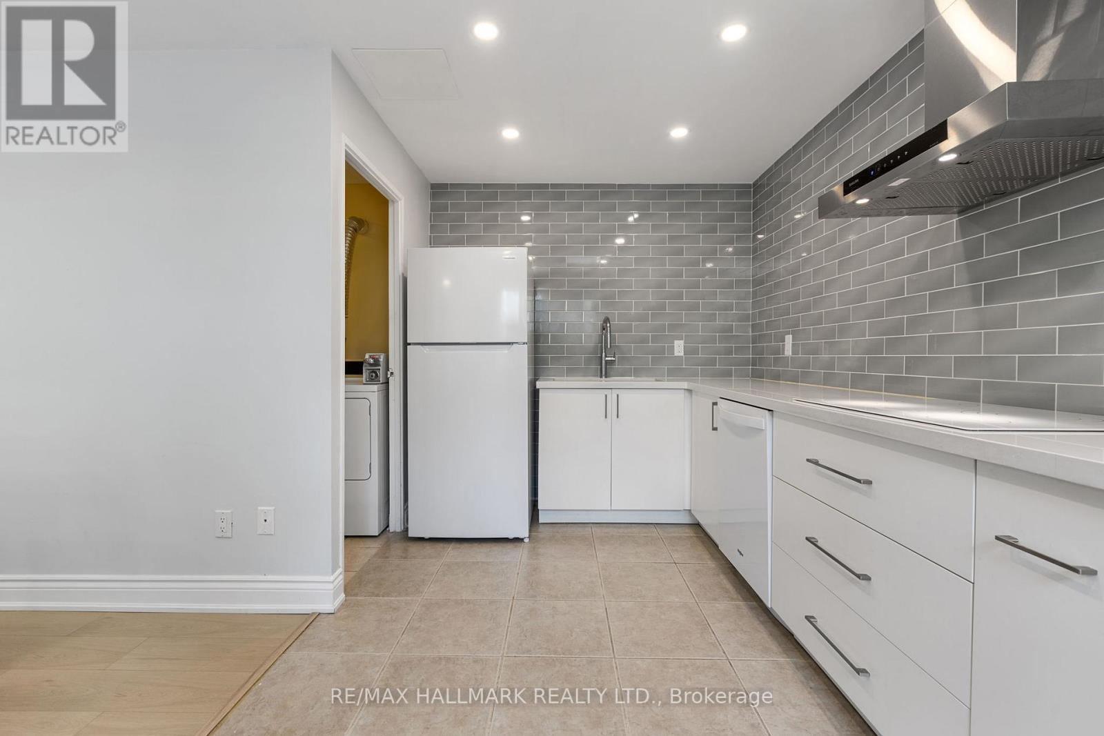 130 - 3040 Constitution Boulevard, Mississauga, Ontario  L4Y 3X7 - Photo 11 - W12475260