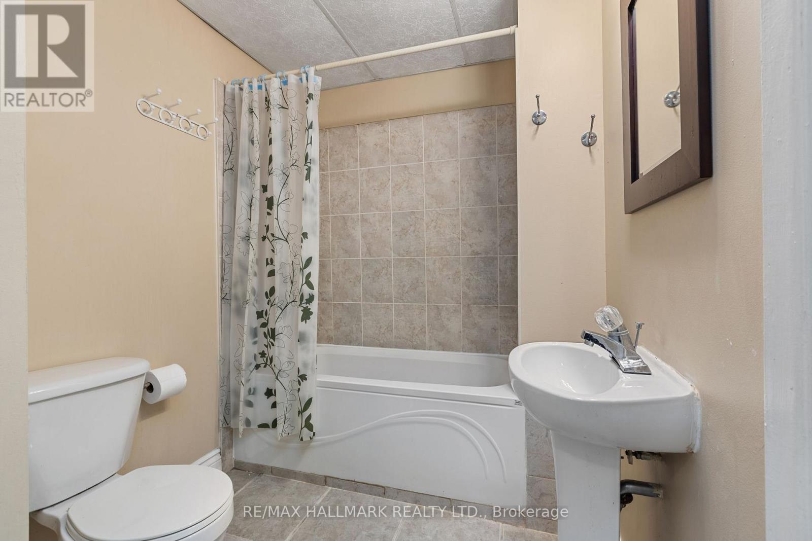 130 - 3040 Constitution Boulevard, Mississauga, Ontario  L4Y 3X7 - Photo 28 - W12475260