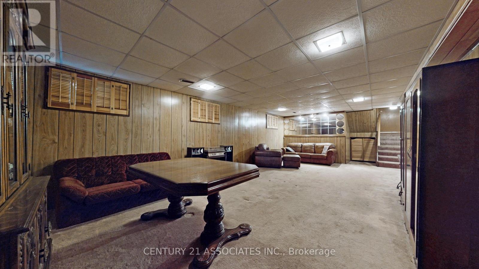 1217 Alexandra Avenue, Mississauga, Ontario  L5E 2A4 - Photo 36 - W12475265