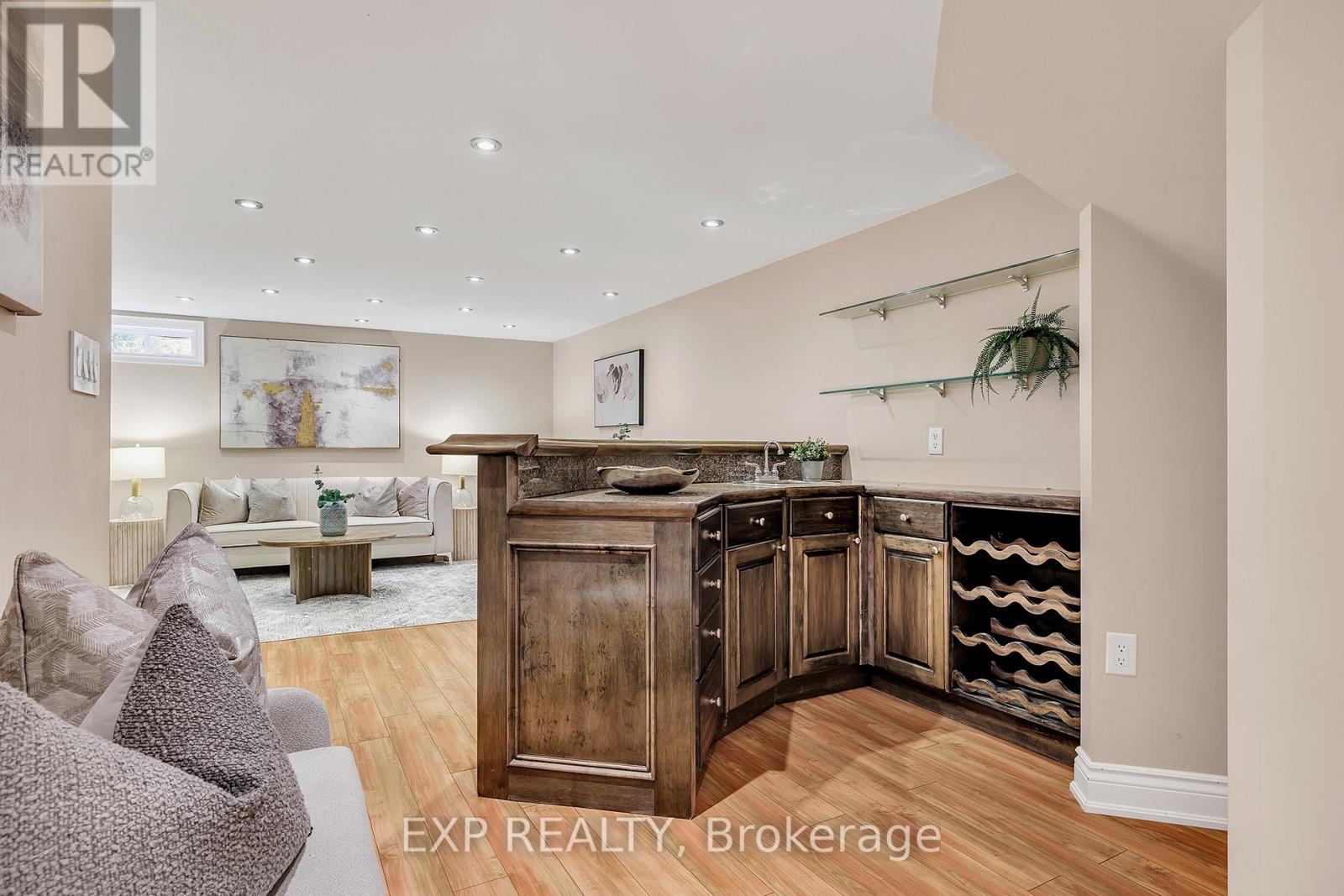 3438 Fountain Park Avenue, Mississauga, Ontario  L5M 7E3 - Photo 28 - W12475273