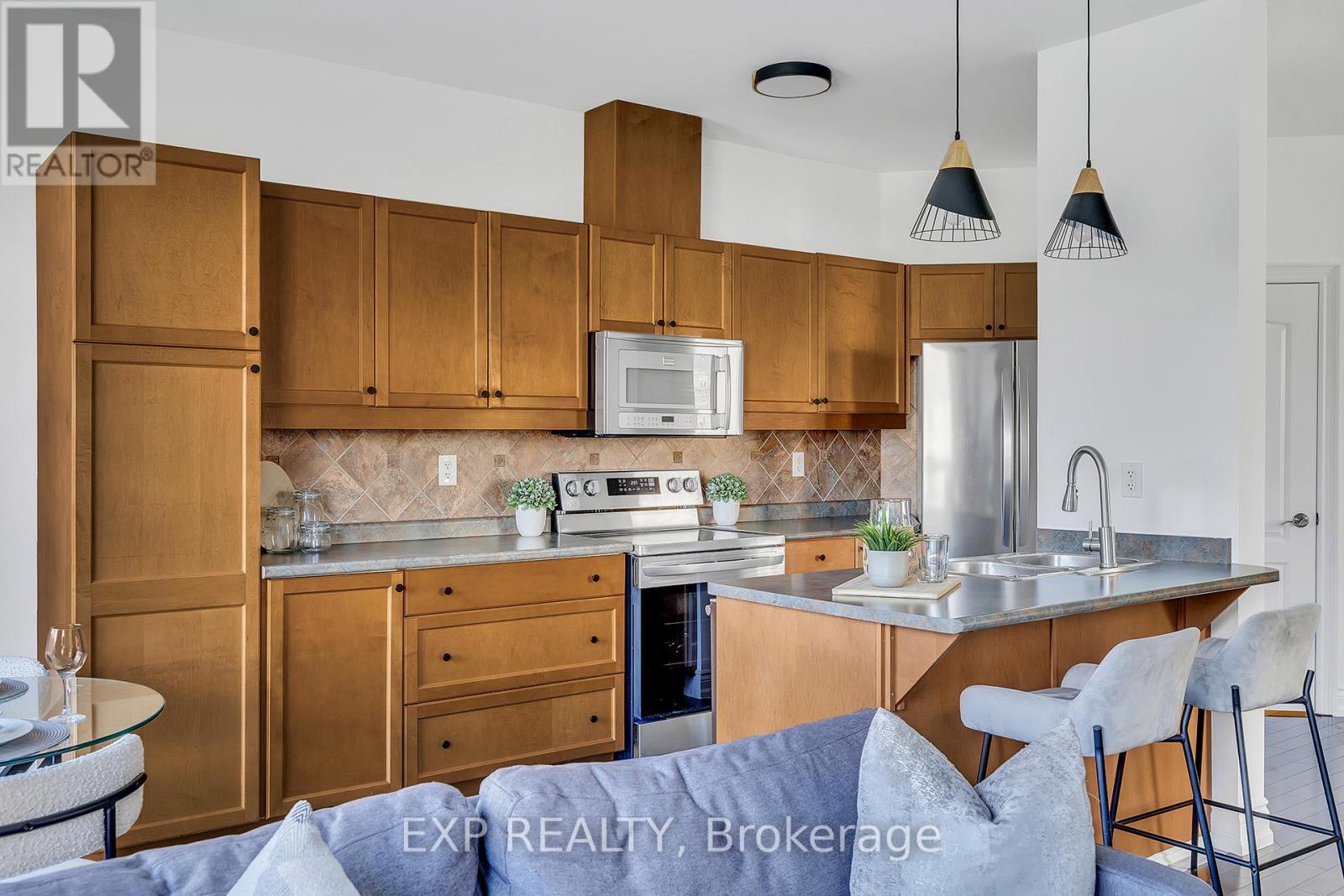 3438 Fountain Park Avenue, Mississauga, Ontario  L5M 7E3 - Photo 8 - W12475273