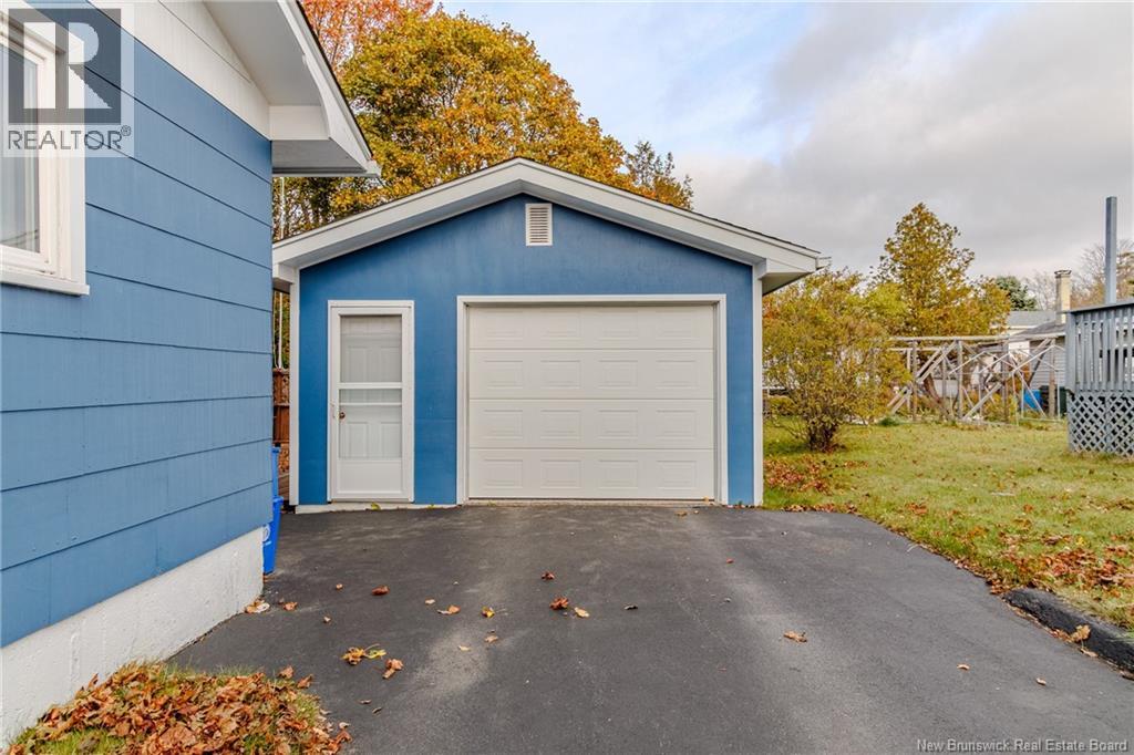 34 Glengarry Drive, Saint John, New Brunswick  E2J 2Y3 - Photo 2 - NB128778