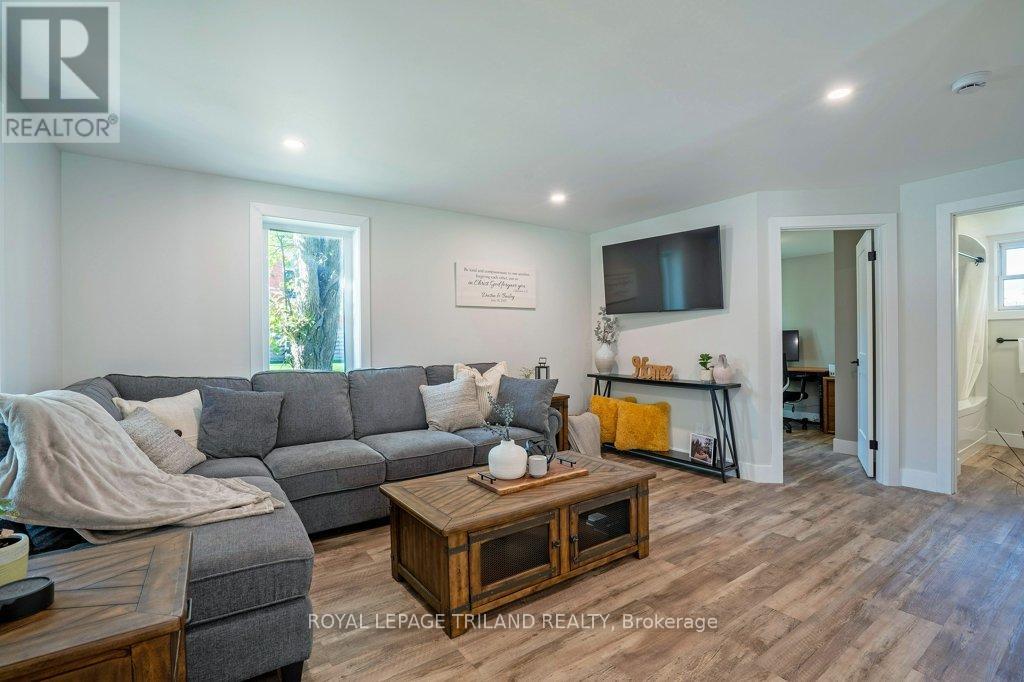 35620 Fingal Line, Southwold, Ontario  N0L 1K0 - Photo 12 - X12454034