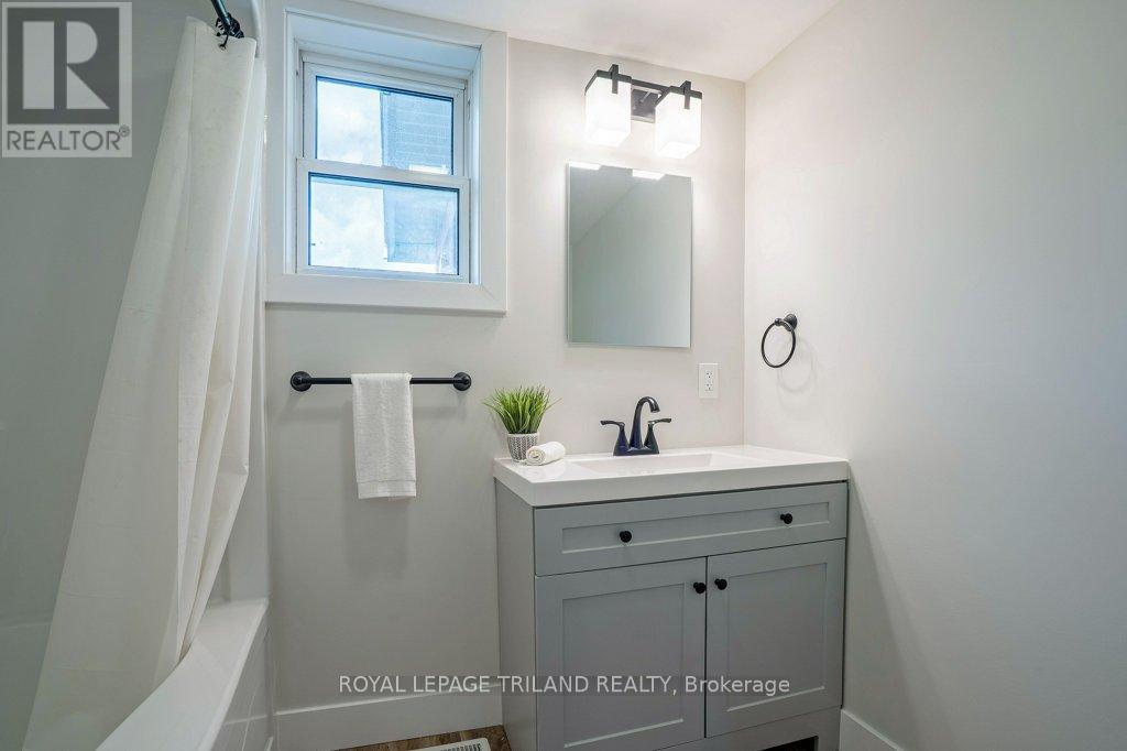 35620 Fingal Line, Southwold, Ontario  N0L 1K0 - Photo 30 - X12454034