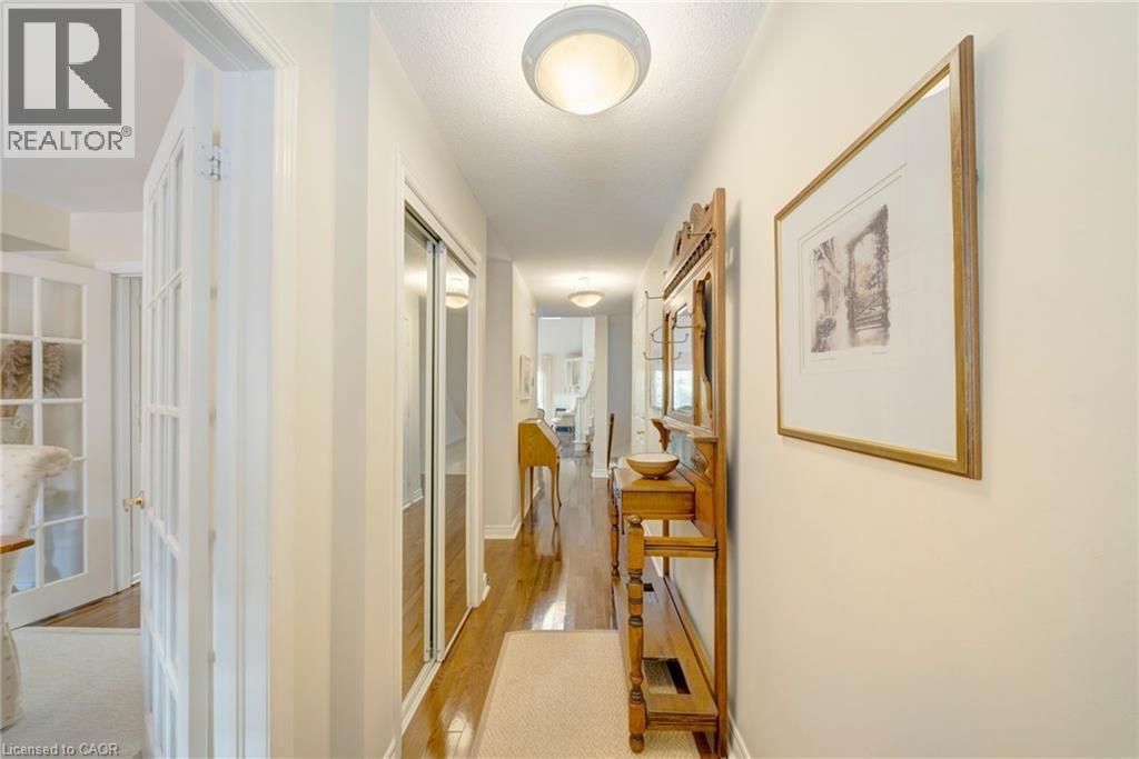 223 Rebecca Street Unit# 16, Oakville, Ontario  L6K 3Y2 - Photo 3 - 40779464