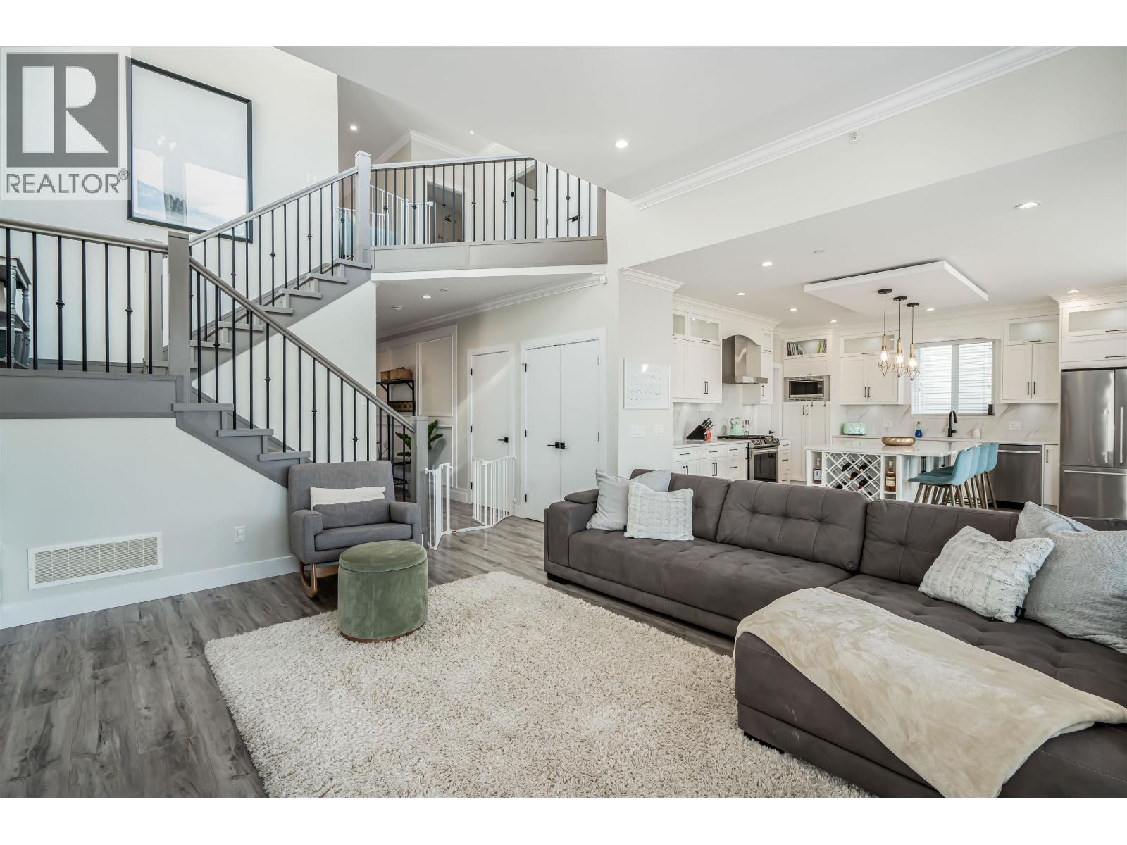 10861 Morrisette Place, Maple Ridge, British Columbia  V2W 1G8 - Photo 5 - R3049766