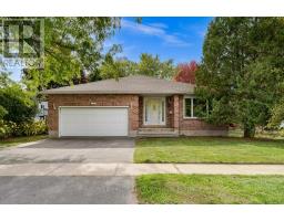840 LYNWOOD DRIVE, Kingston, Ontario