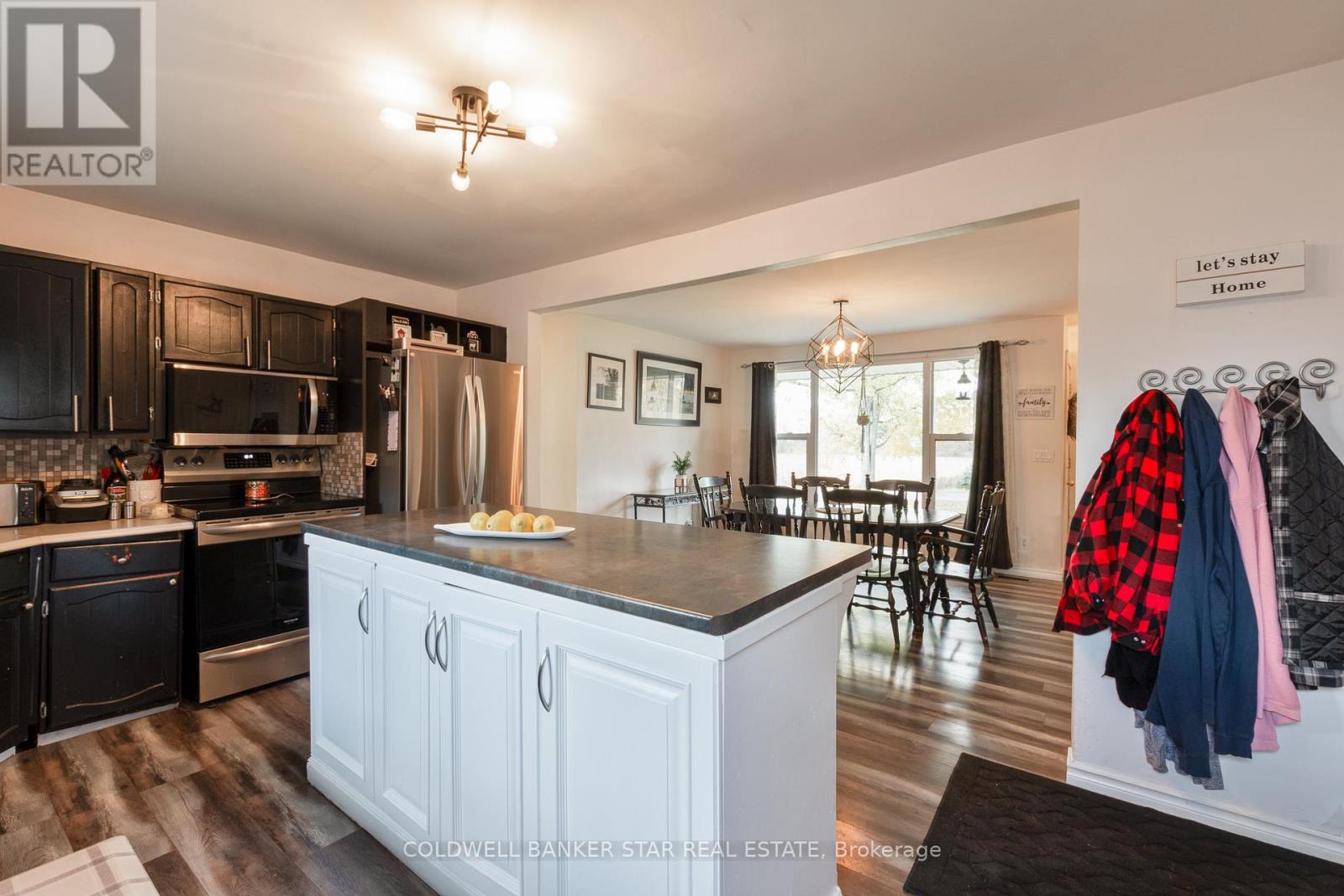 35613 Victoria Street, Southwold, Ontario  N0L 1K0 - Photo 13 - X12475325