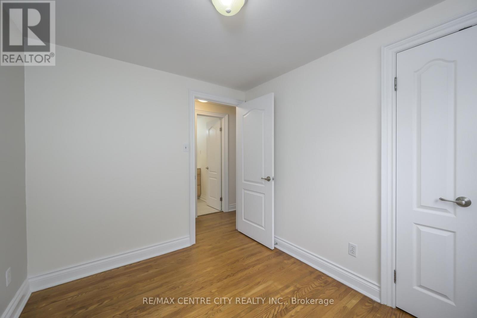 231 Banbury Road, London South, Ontario  N5Z 4M1 - Photo 11 - X12475358