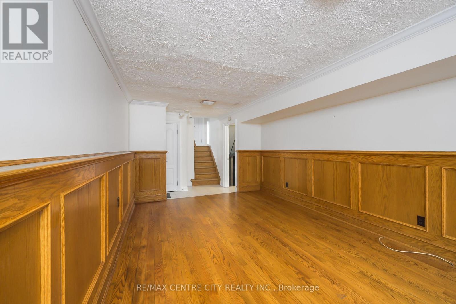 231 Banbury Road, London South, Ontario  N5Z 4M1 - Photo 18 - X12475358