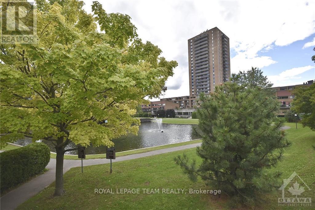 200 - 260 Brittany Drive, Ottawa, Ontario  K1K 4M2 - Photo 3 - X12475328