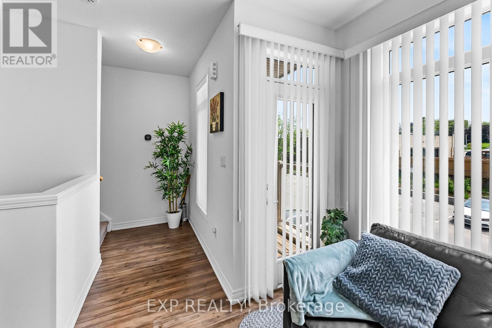 #18 - 5014 Serena Drive, Lincoln (Beamsville), Ontario  L3J 0T2 - Photo 11 - X12475335