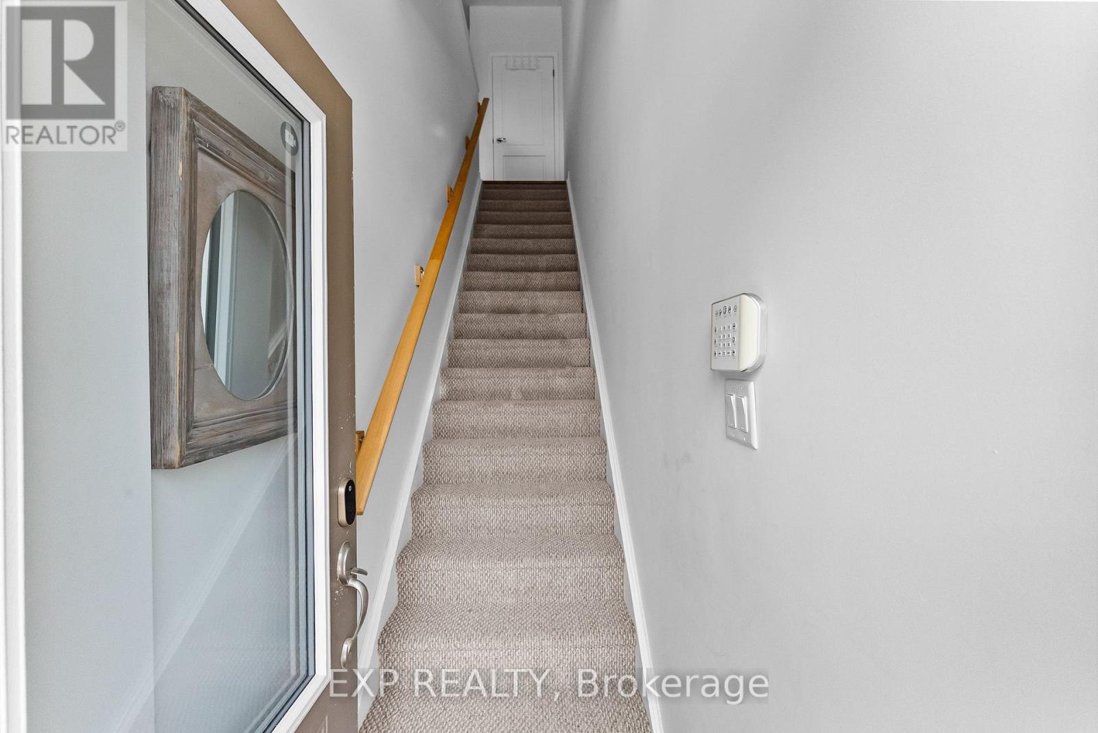 #18 - 5014 Serena Drive, Lincoln (Beamsville), Ontario  L3J 0T2 - Photo 3 - X12475335