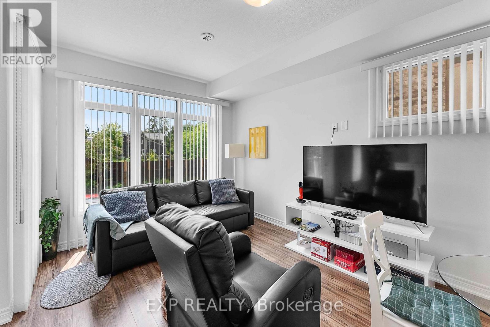 #18 - 5014 Serena Drive, Lincoln (Beamsville), Ontario  L3J 0T2 - Photo 9 - X12475335