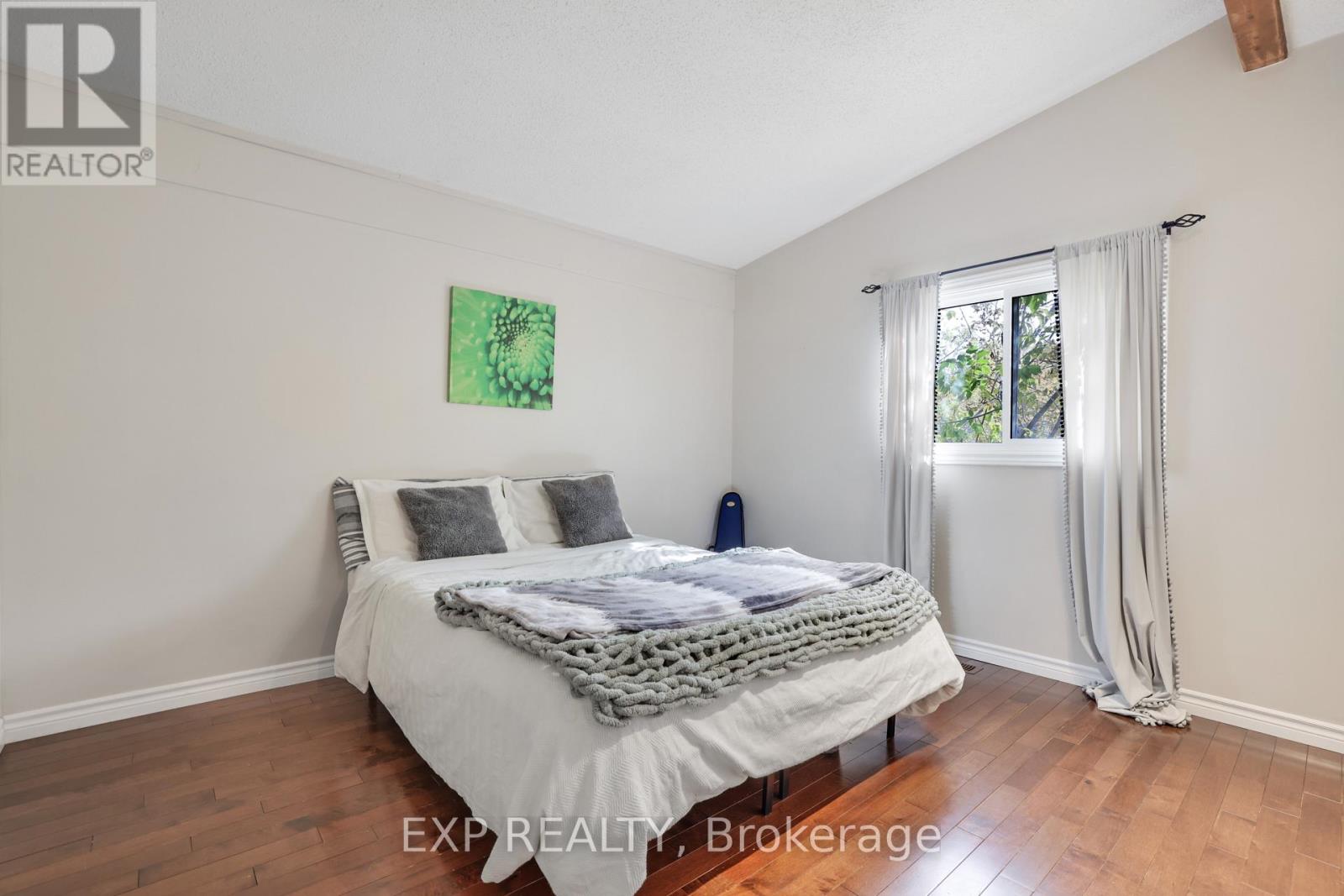 136 Resthaven Avenue, Ottawa, Ontario  K0A 3M0 - Photo 19 - X12475244