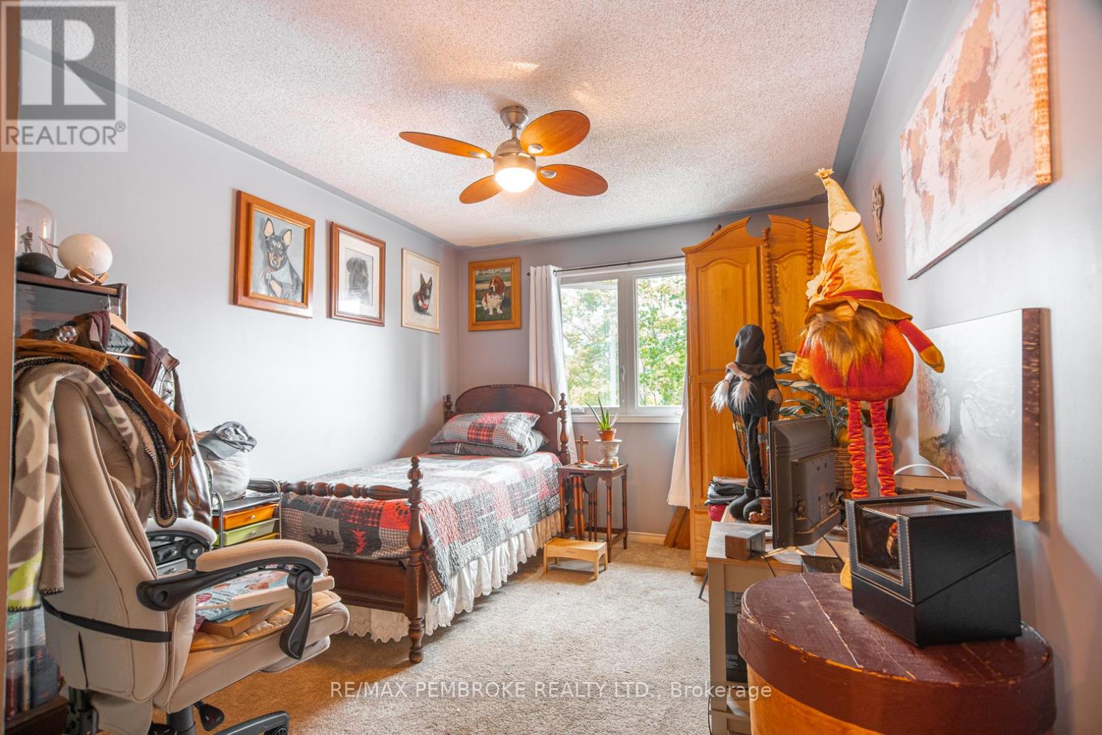 33 Vermont Meadows, Petawawa, Ontario  K8H 3N4 - Photo 23 - X12475323