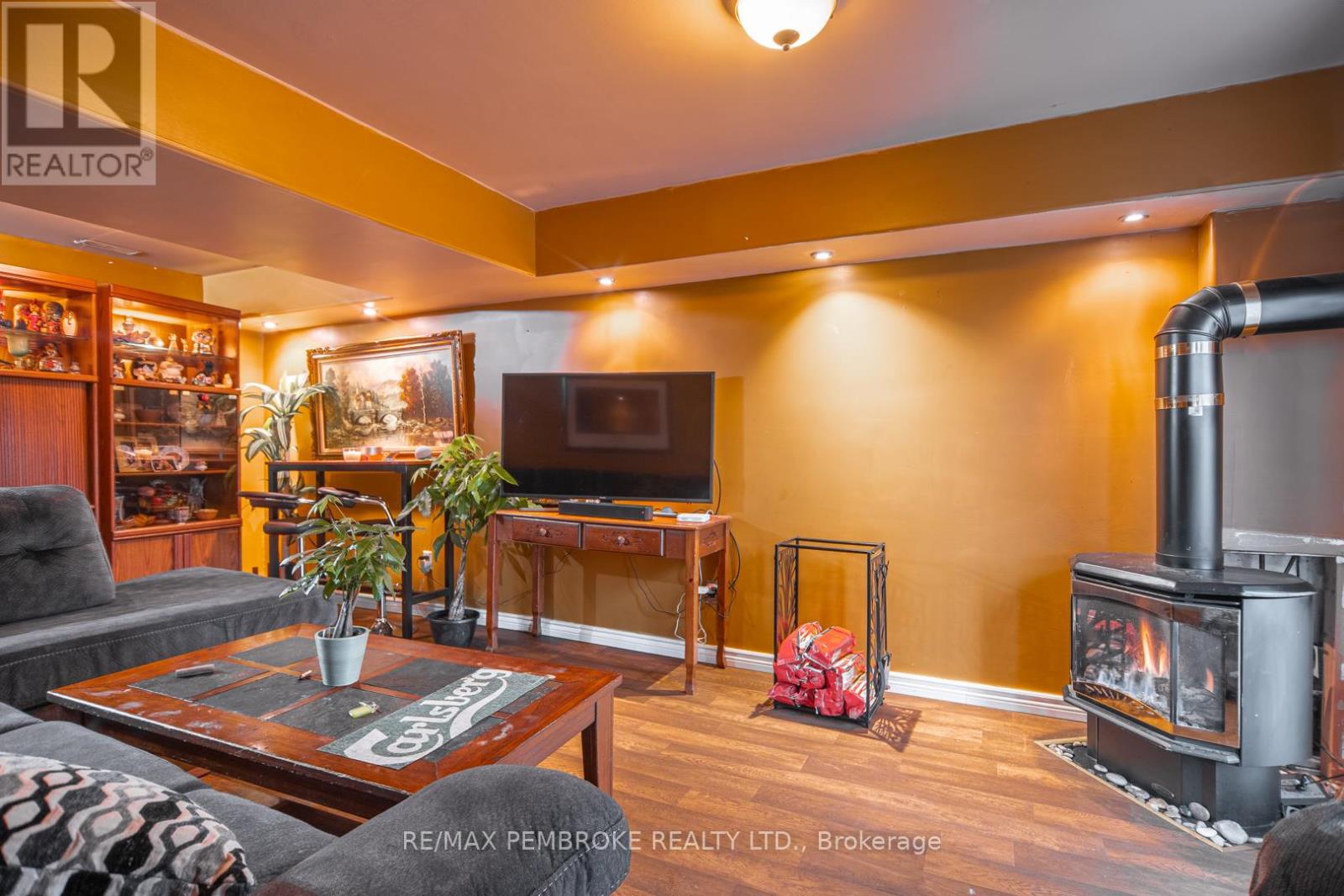 33 Vermont Meadows, Petawawa, Ontario  K8H 3N4 - Photo 30 - X12475323