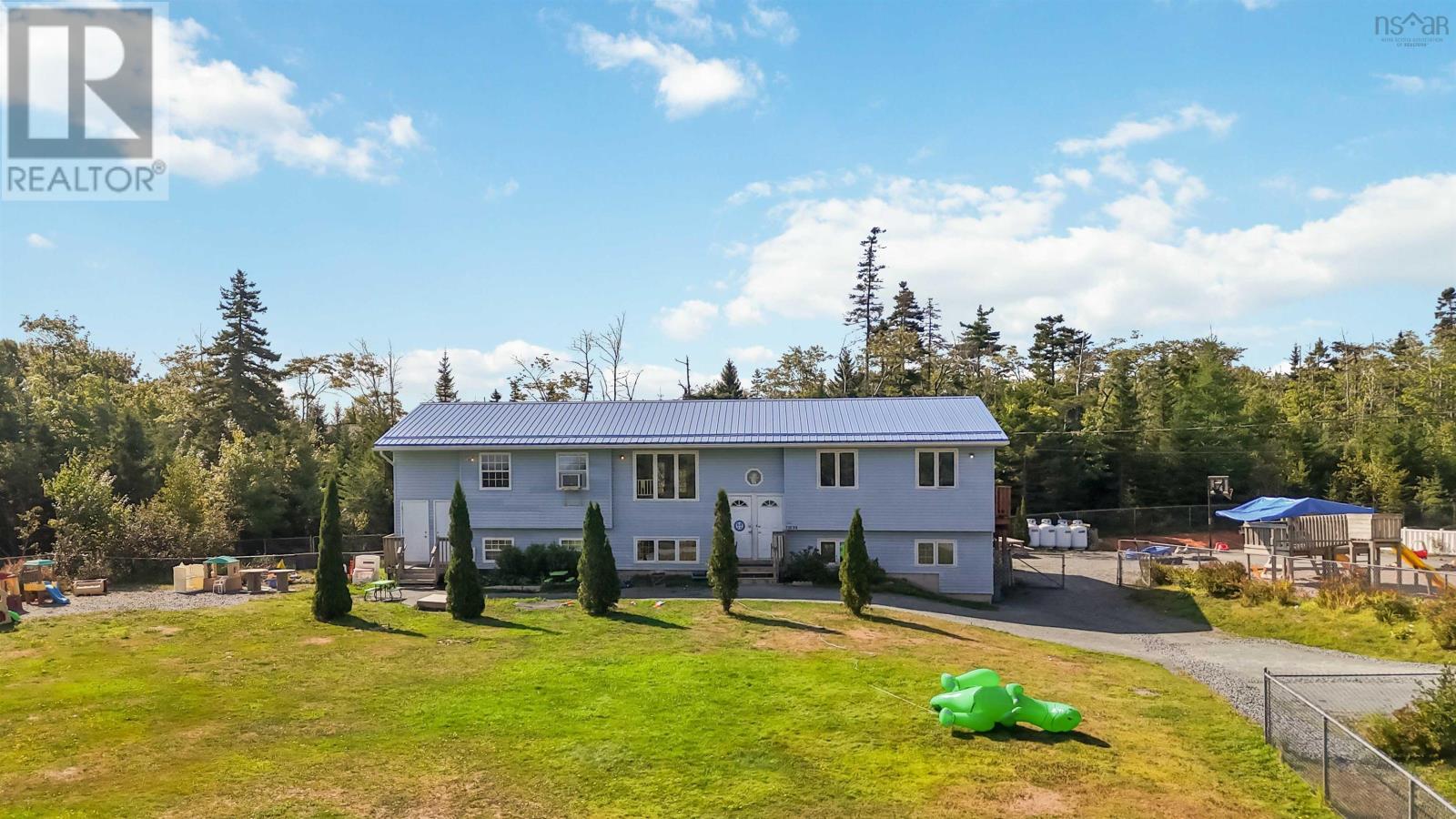 4182 Highway 7, Porters Lake, Nova Scotia  B3E 1E6 - Photo 2 - 202524792