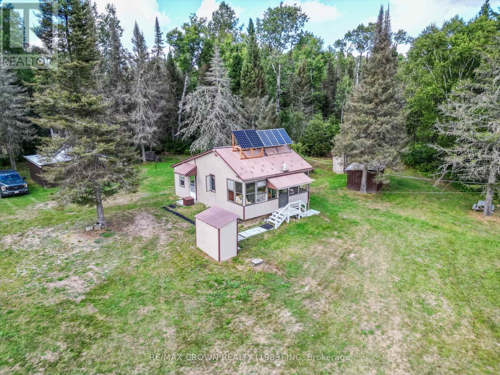 346 Cameron Road, Papineau-Cameron, Ontario  P0H 1V0 - Photo 1 - X12475424