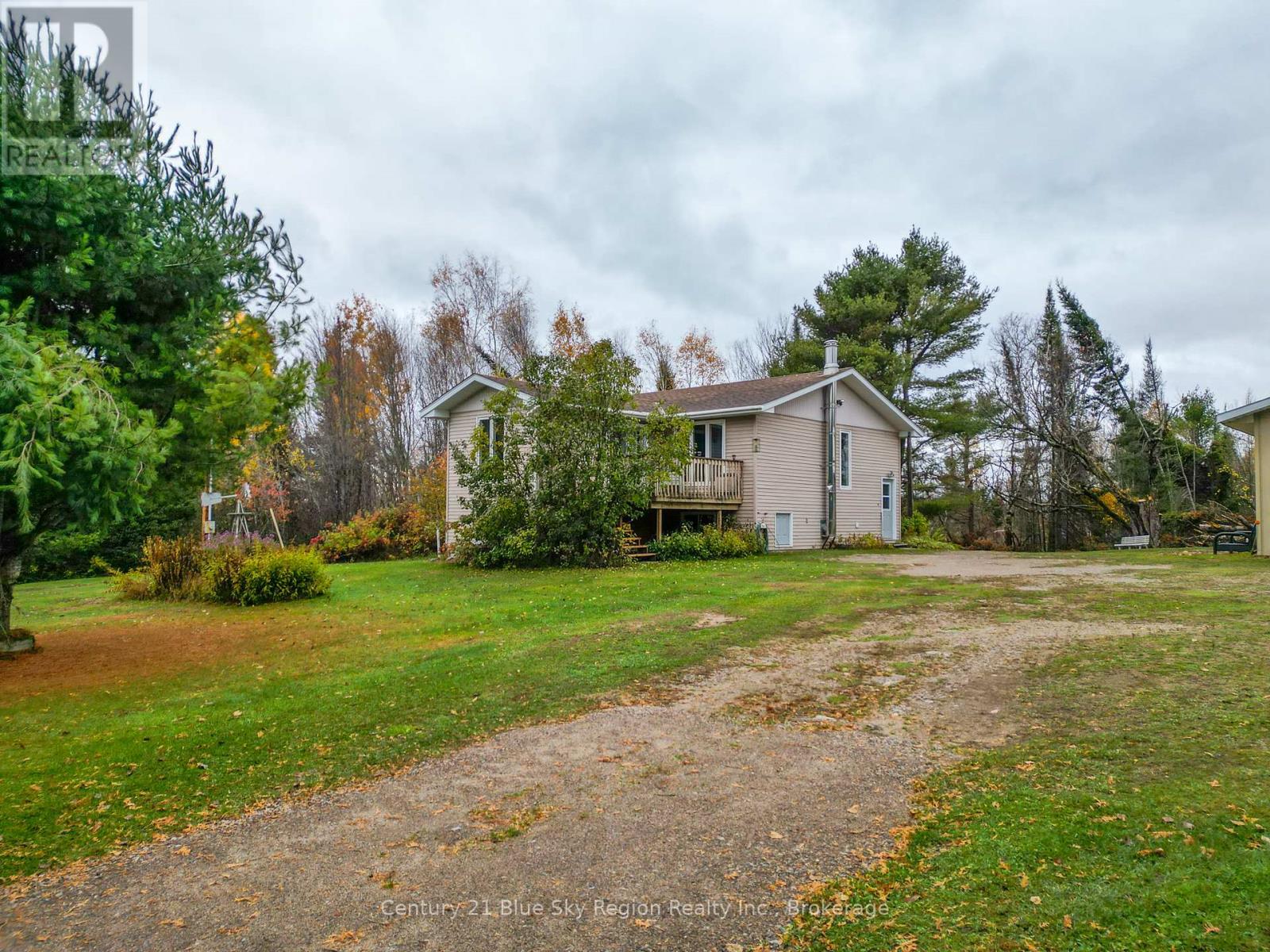 2225 PAPINEAU ROAD, Papineau-Cameron, Ontario