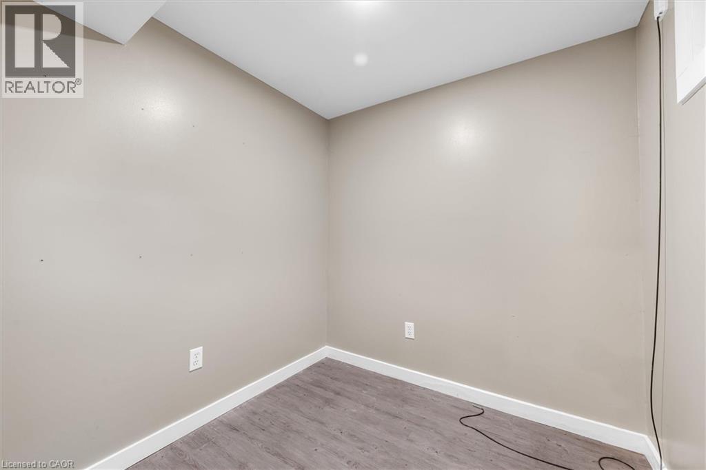 62 Bond Street, Kitchener, Ontario  N2H 4S5 - Photo 23 - 40781097