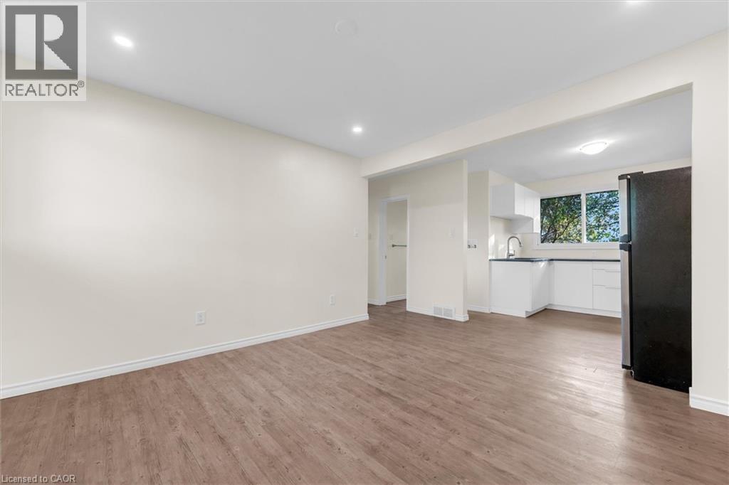 62 Bond Street, Kitchener, Ontario  N2H 4S5 - Photo 32 - 40781097