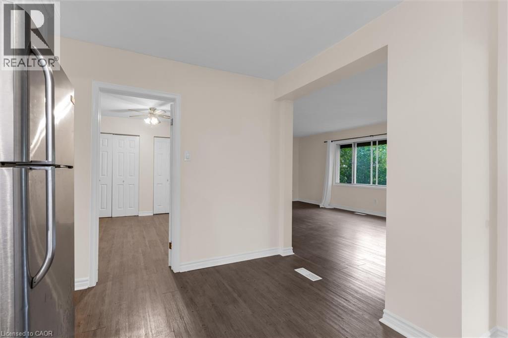 62 Bond Street, Kitchener, Ontario  N2H 4S5 - Photo 9 - 40781097