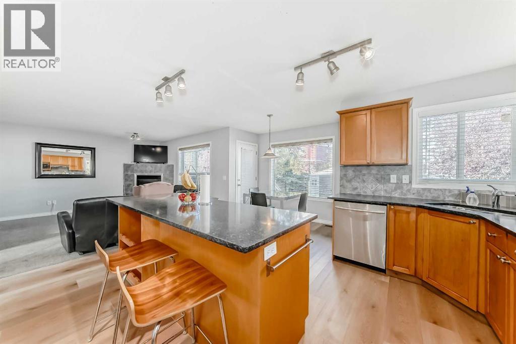 307 Panatella Court Nw, Calgary, Alberta  T3K 5Y1 - Photo 11 - A2265812