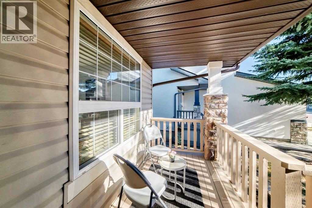 307 Panatella Court Nw, Calgary, Alberta  T3K 5Y1 - Photo 4 - A2265812