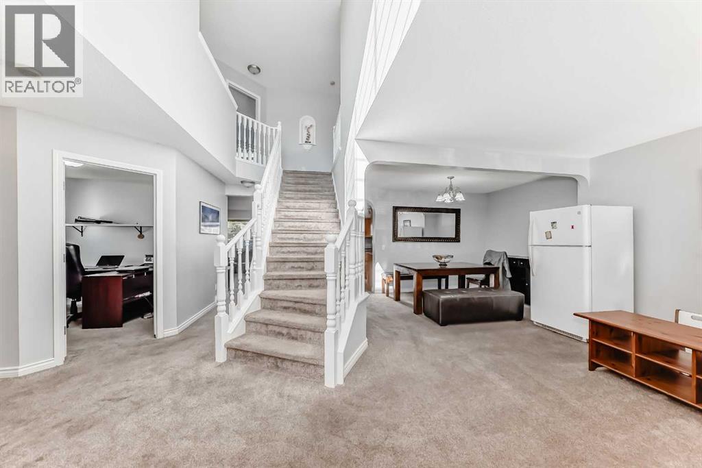 307 Panatella Court Nw, Calgary, Alberta  T3K 5Y1 - Photo 6 - A2265812