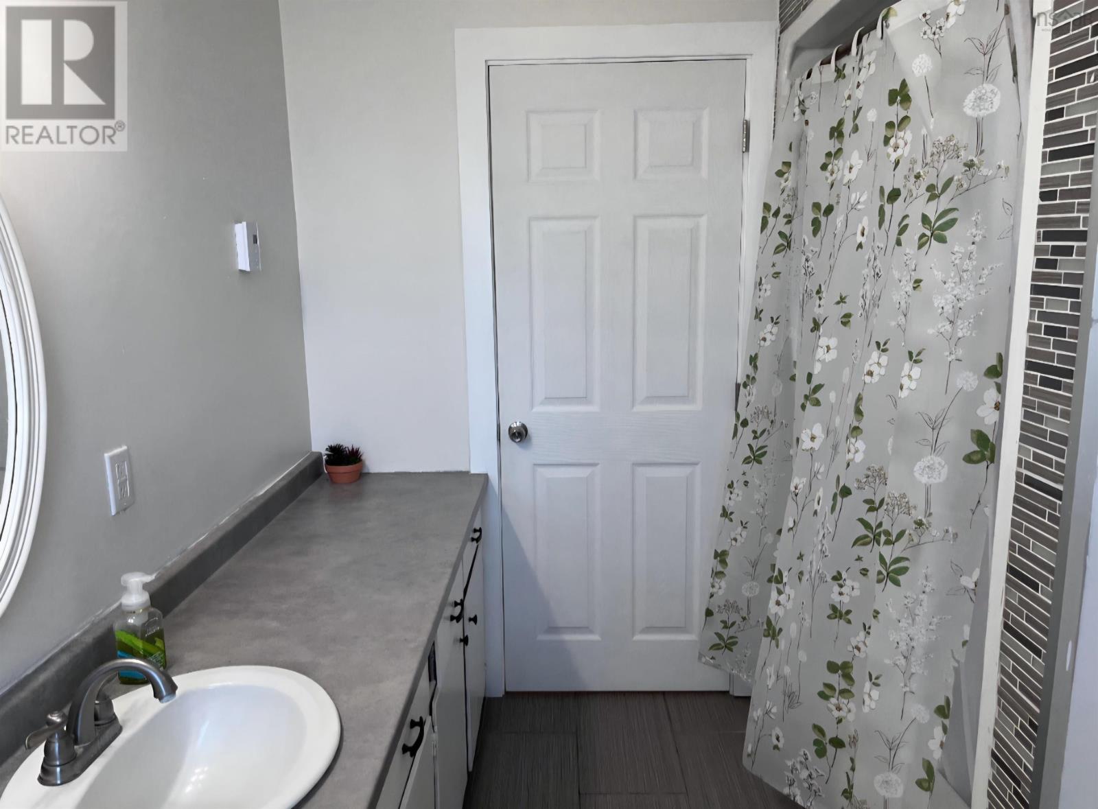 16 Ridgeview Street, Milford, Nova Scotia  B0N 1Y0 - Photo 13 - 202520926