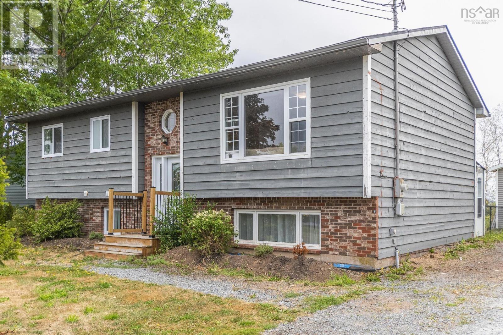 16 Ridgeview Street, Milford, Nova Scotia  B0N 1Y0 - Photo 2 - 202520926