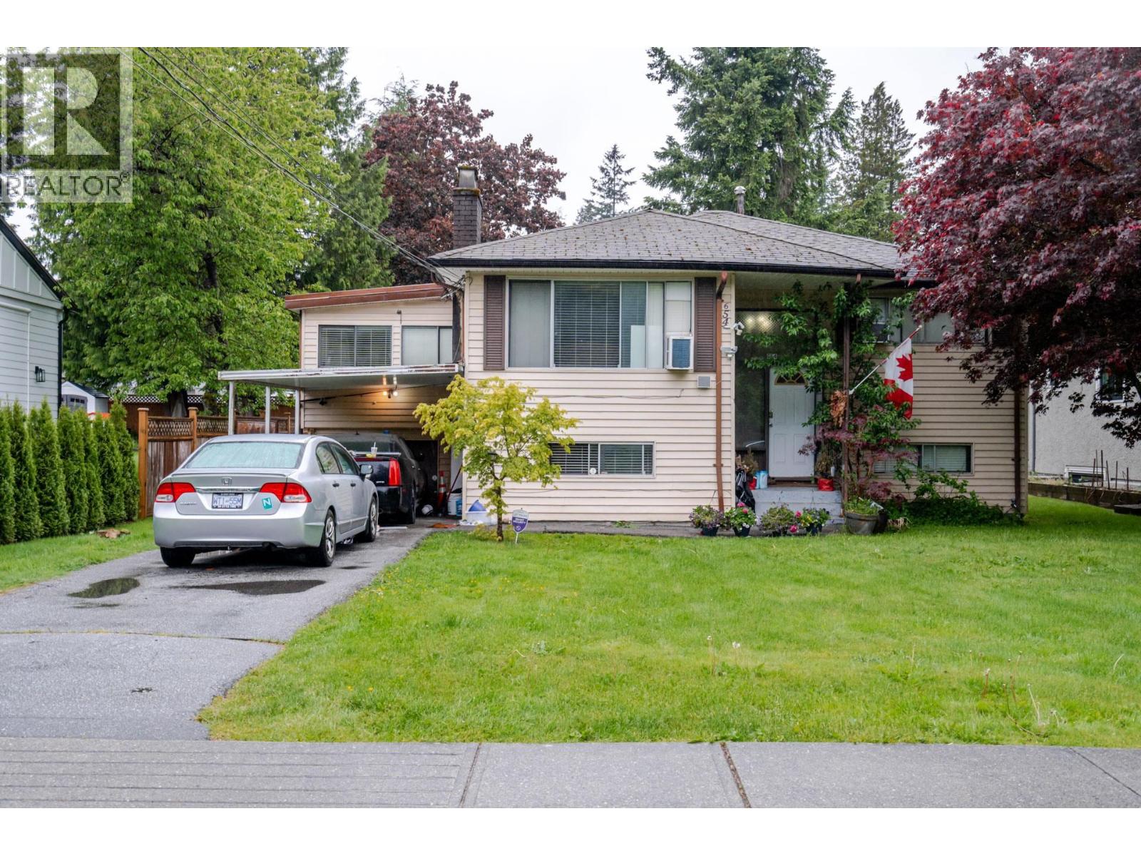 654 LINTON STREET, Coquitlam, British Columbia