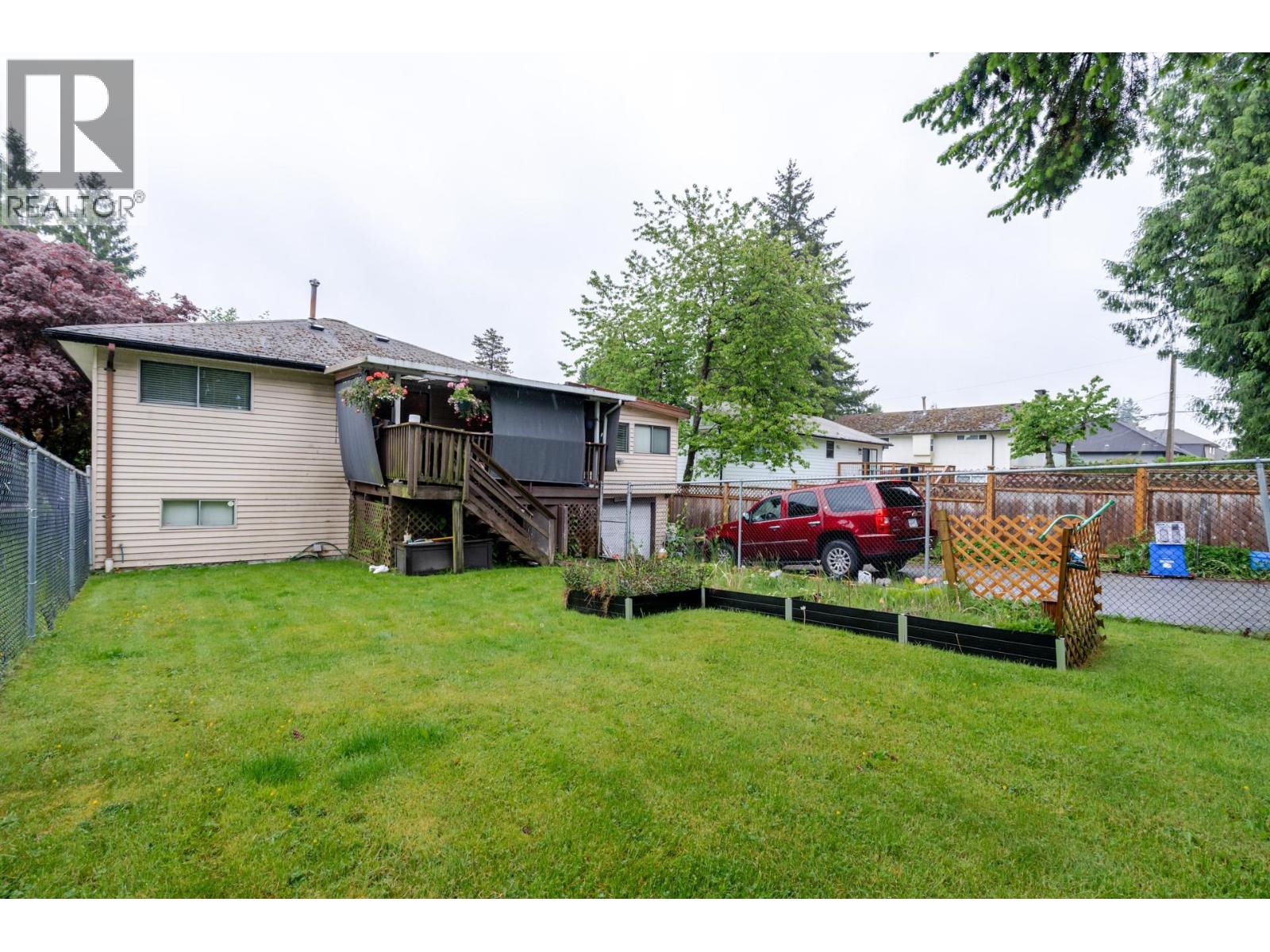 654 Linton Street, Coquitlam, British Columbia  V3J 6J9 - Photo 7 - R3060755