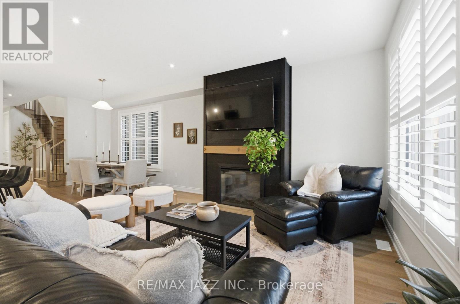 127 Laing Drive, Whitby, Ontario  L1P 0N5 - Photo 10 - E12475392