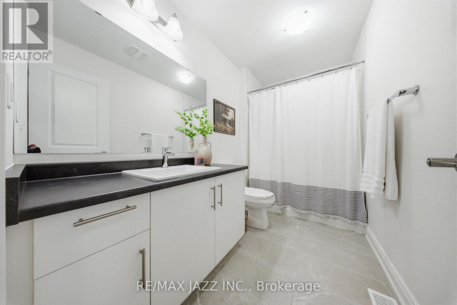 127 Laing Drive, Whitby, Ontario  L1P 0N5 - Photo 23 - E12475392