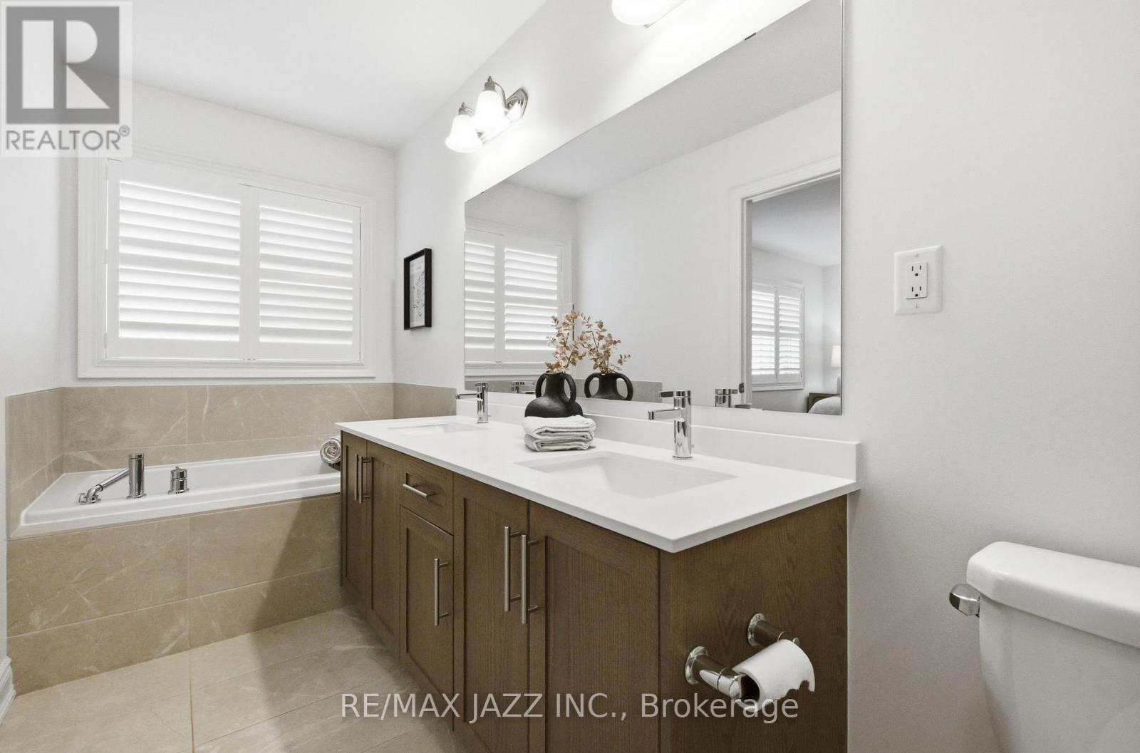 127 Laing Drive, Whitby, Ontario  L1P 0N5 - Photo 29 - E12475392