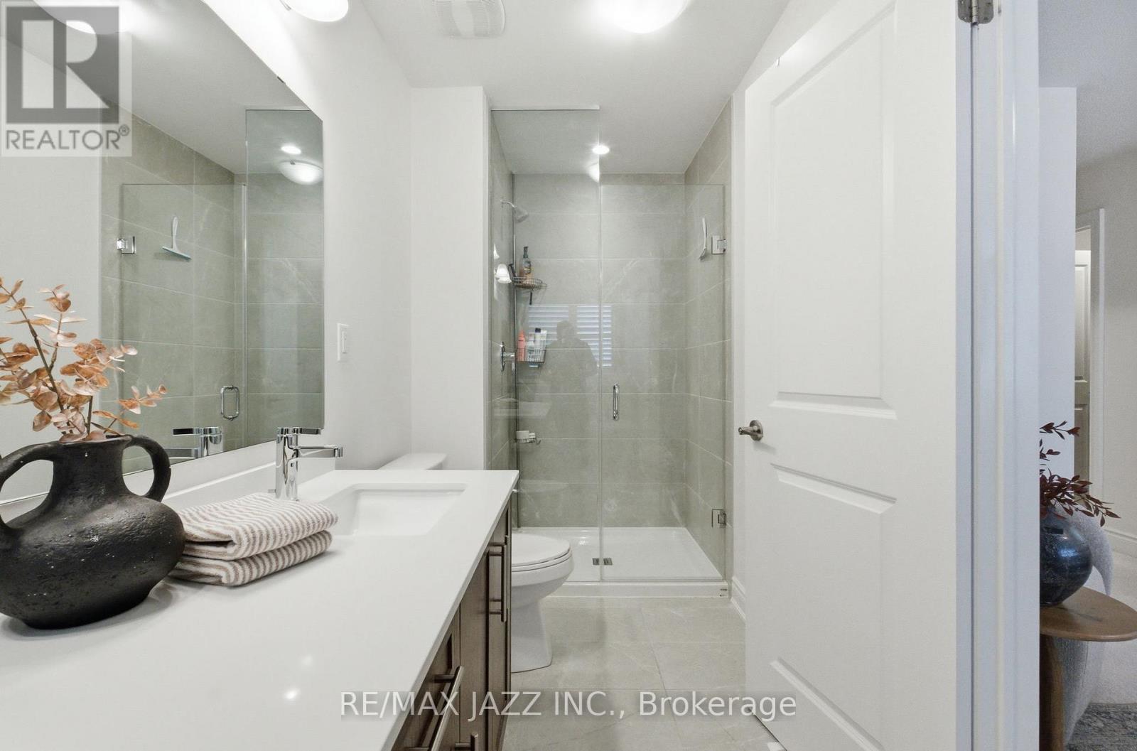 127 Laing Drive, Whitby, Ontario  L1P 0N5 - Photo 30 - E12475392