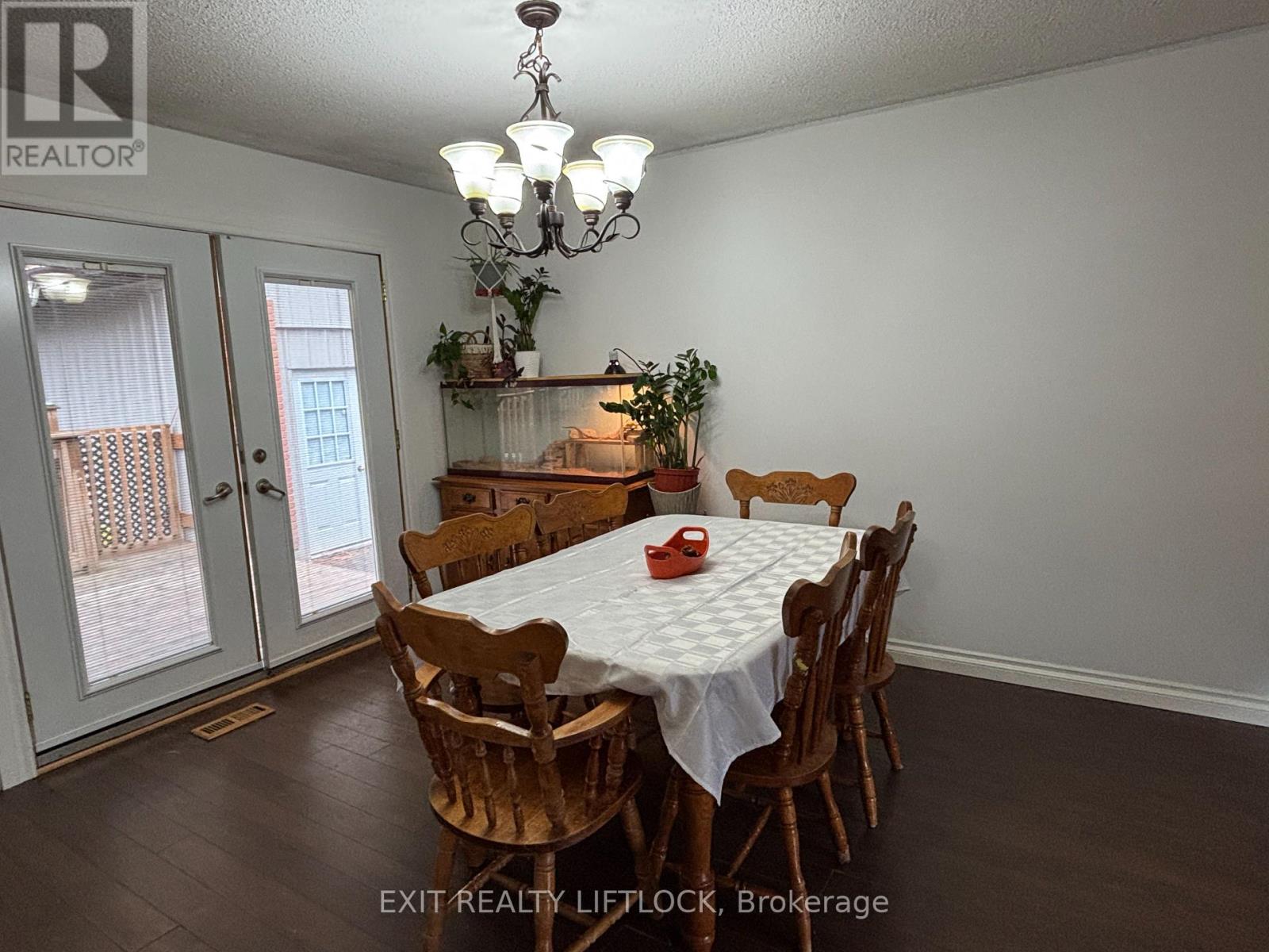 404 Belmont Concession 8, Havelock-Belmont-Methuen, Ontario  K0L 1Z0 - Photo 7 - X12475398