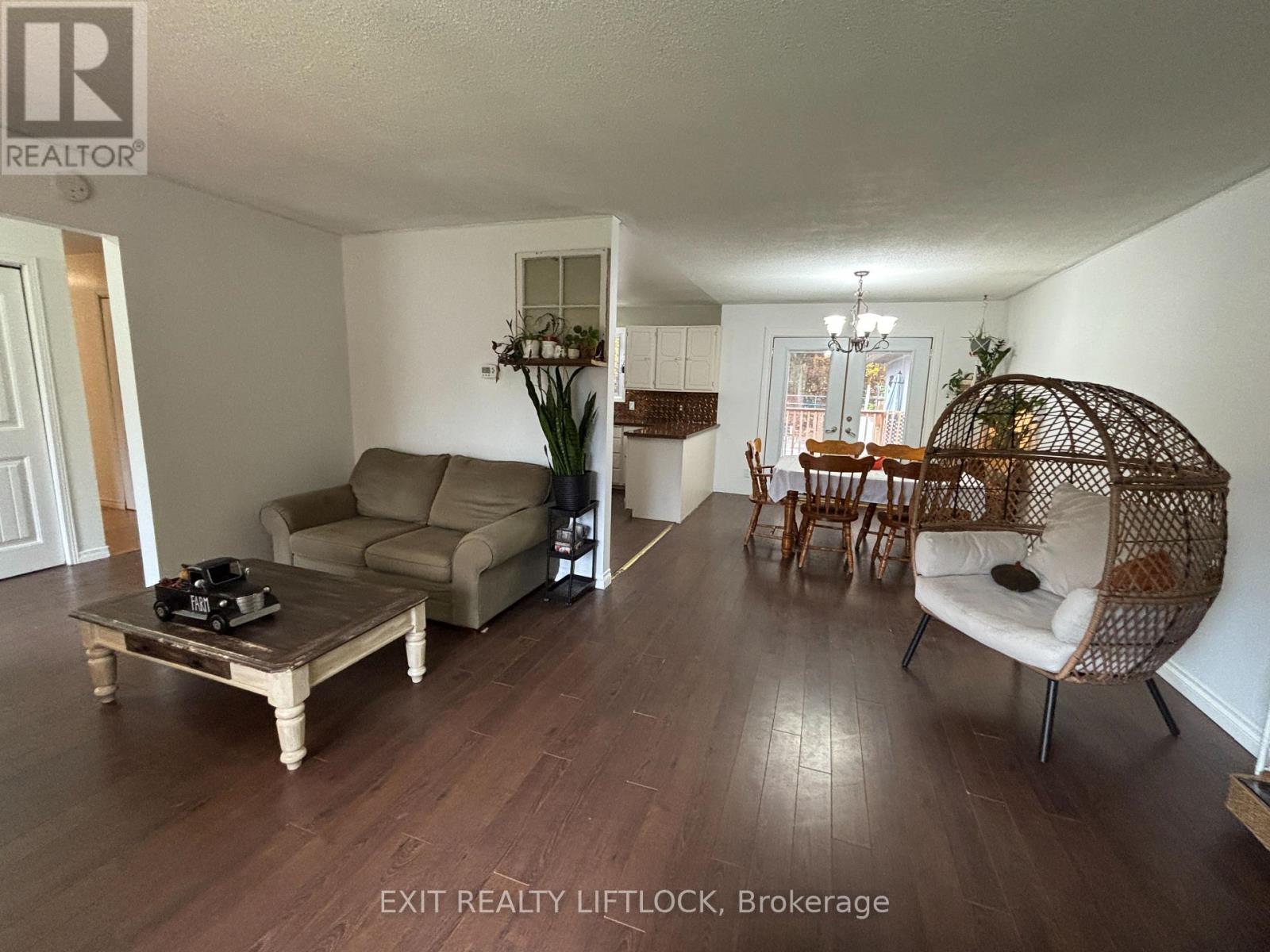 404 Belmont Concession 8, Havelock-Belmont-Methuen, Ontario  K0L 1Z0 - Photo 8 - X12475398