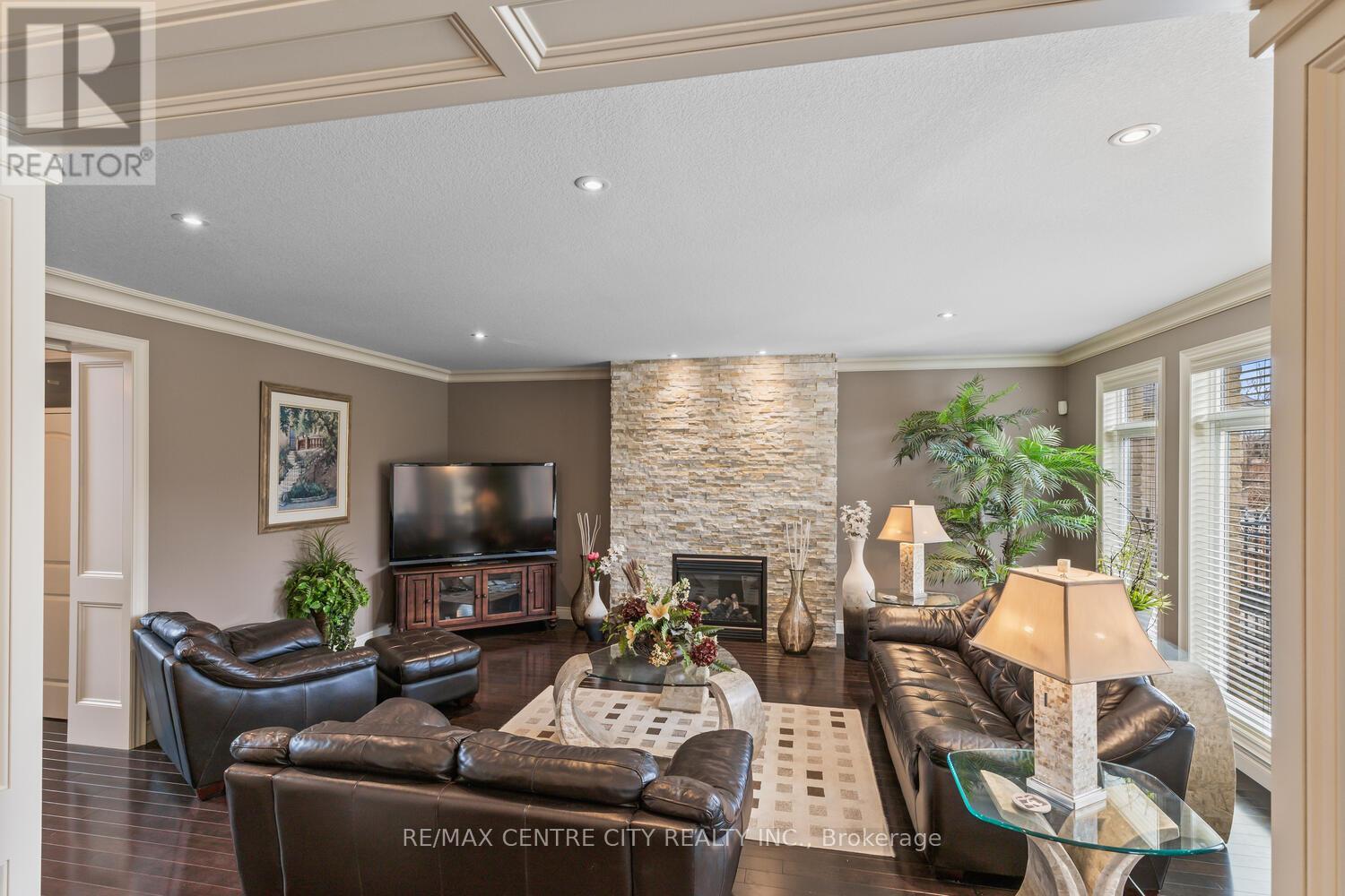 458 Eagletrace Drive, London North (North R), Ontario  N6G 0E7 - Photo 20 - X12475387