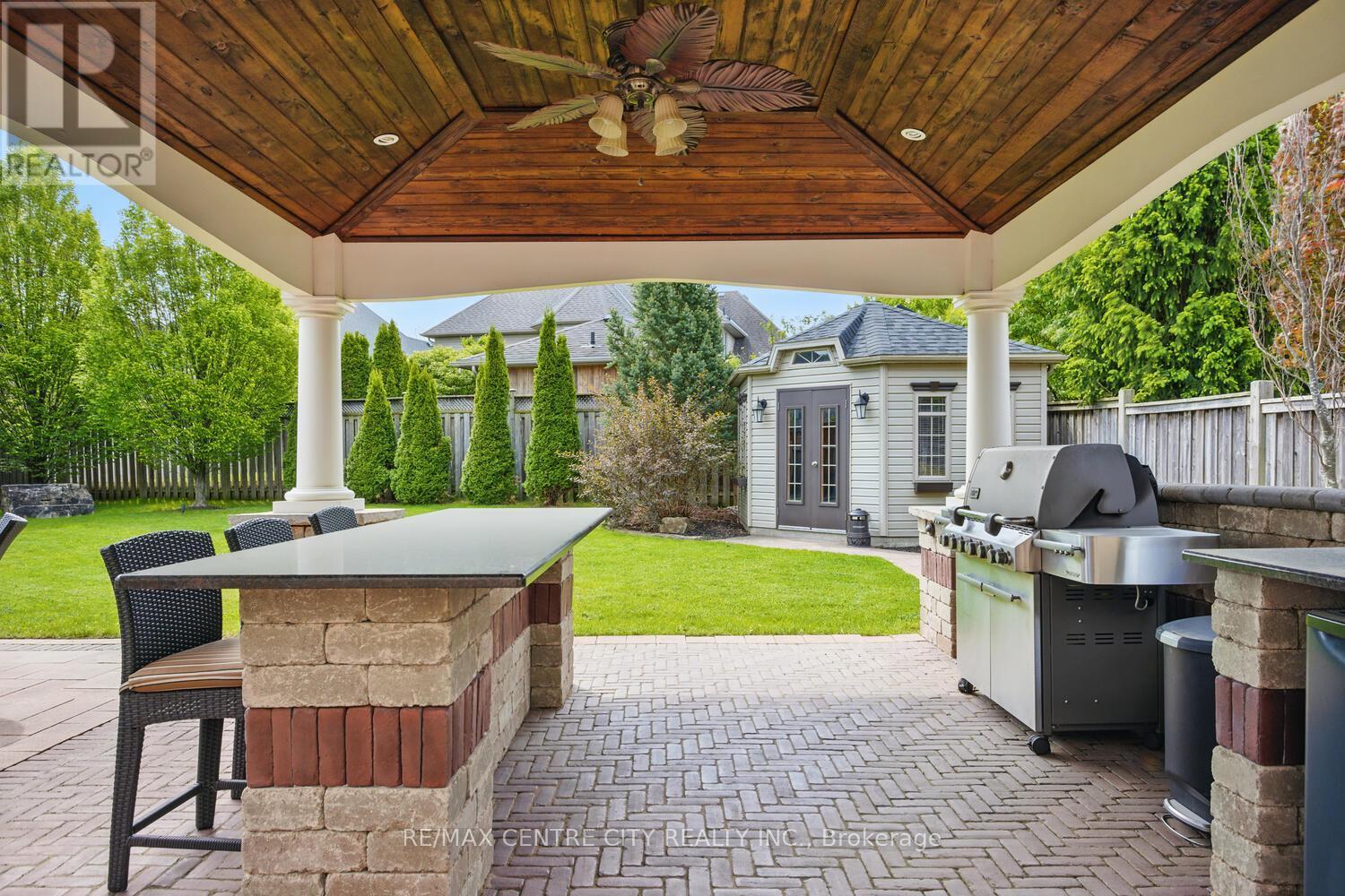 458 Eagletrace Drive, London North (North R), Ontario  N6G 0E7 - Photo 5 - X12475387