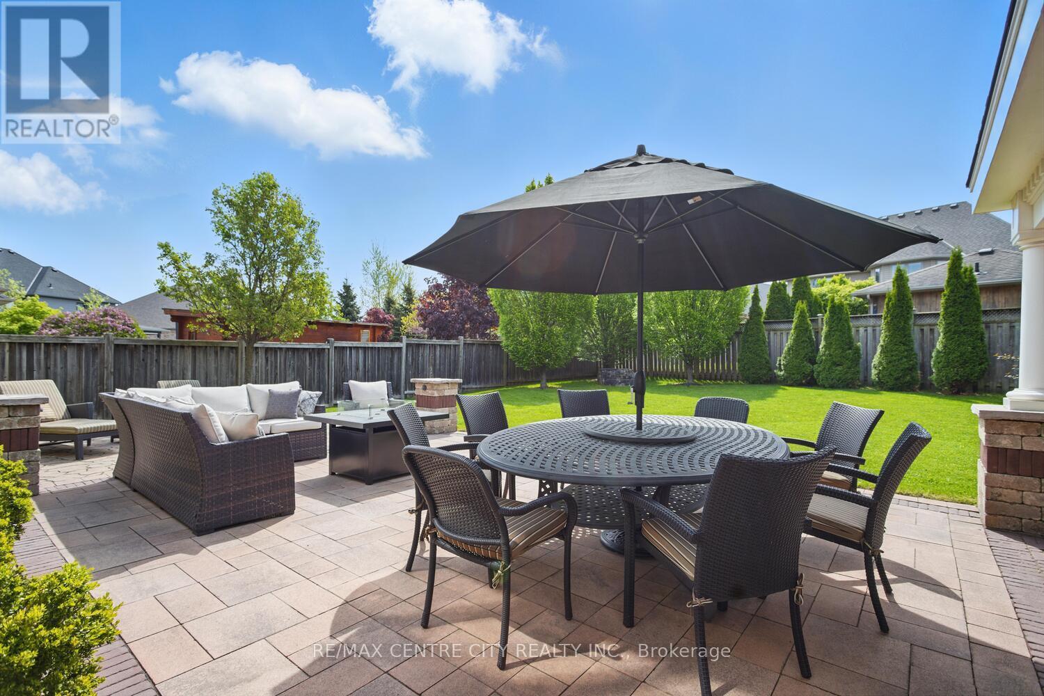 458 Eagletrace Drive, London North (North R), Ontario  N6G 0E7 - Photo 6 - X12475387