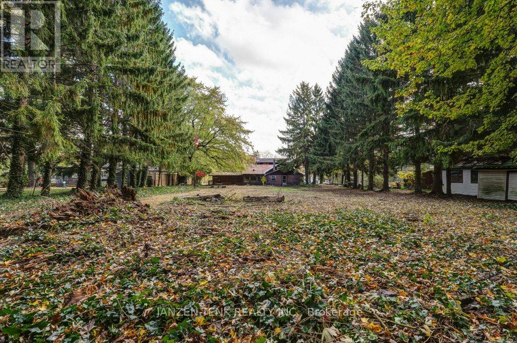 219 Centennial Avenue, Central Elgin, Ontario  N5R 5B4 - Photo 38 - X12475389
