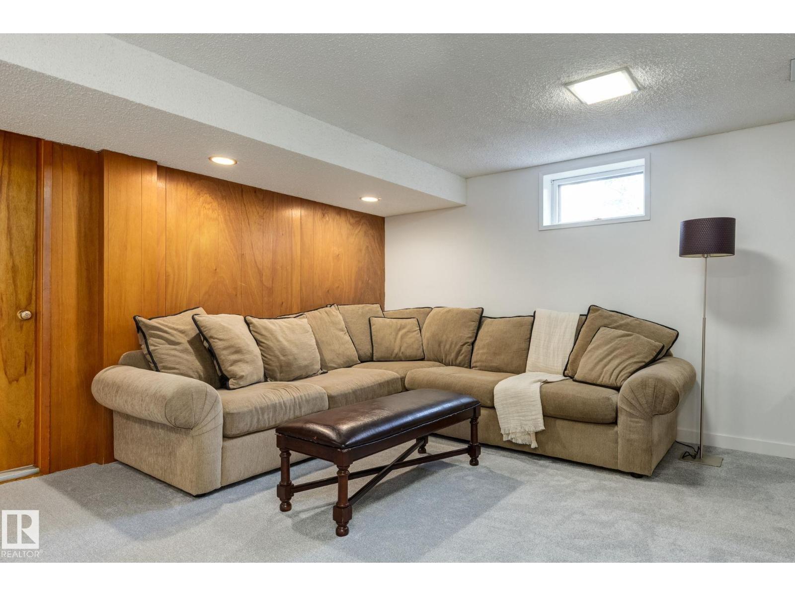 9324 161 St Nw, Edmonton, Alberta  T5R 2L4 - Photo 24 - E4463027