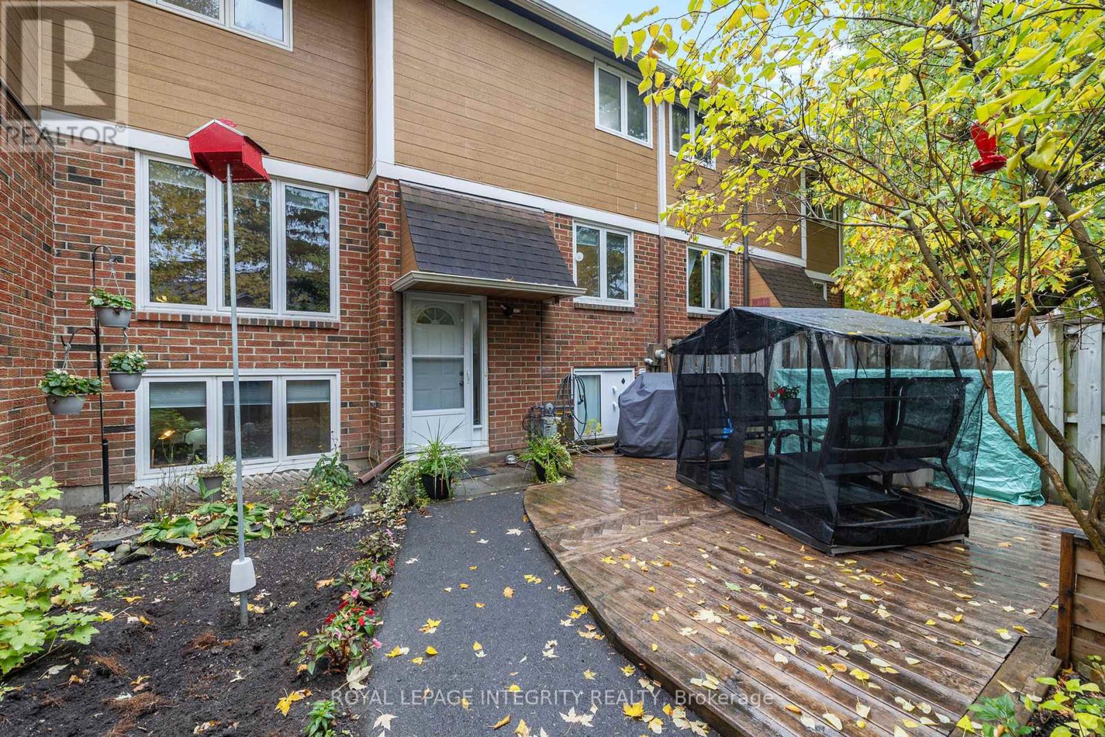 69 - 142 Salter Crescent, Ottawa, Ontario  K2K 1Y8 - Photo 4 - X12475407
