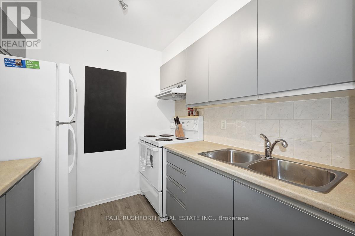 214 - 260 Brittany Drive, Ottawa, Ontario  K1K 4M2 - Photo 7 - X12475409