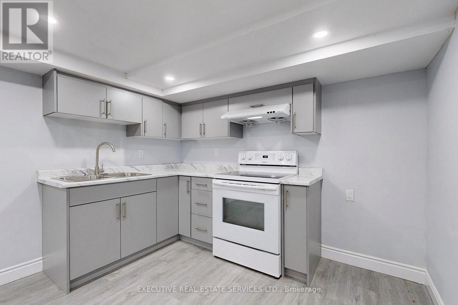 183 Birmingham Street E, Wellington North, Ontario  N0G 2L2 - Photo 21 - X12475231