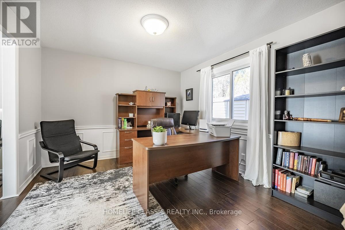 62 Terrace Drive, Hamilton (Dundas), Ontario  L9H 3X2 - Photo 15 - X12475266