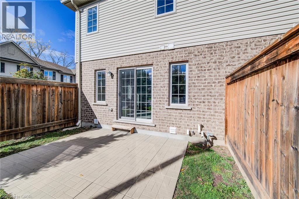 50 Pinnacle Drive Unit# 40, Kitchener, Ontario  N2P 0H8 - Photo 44 - 40779755